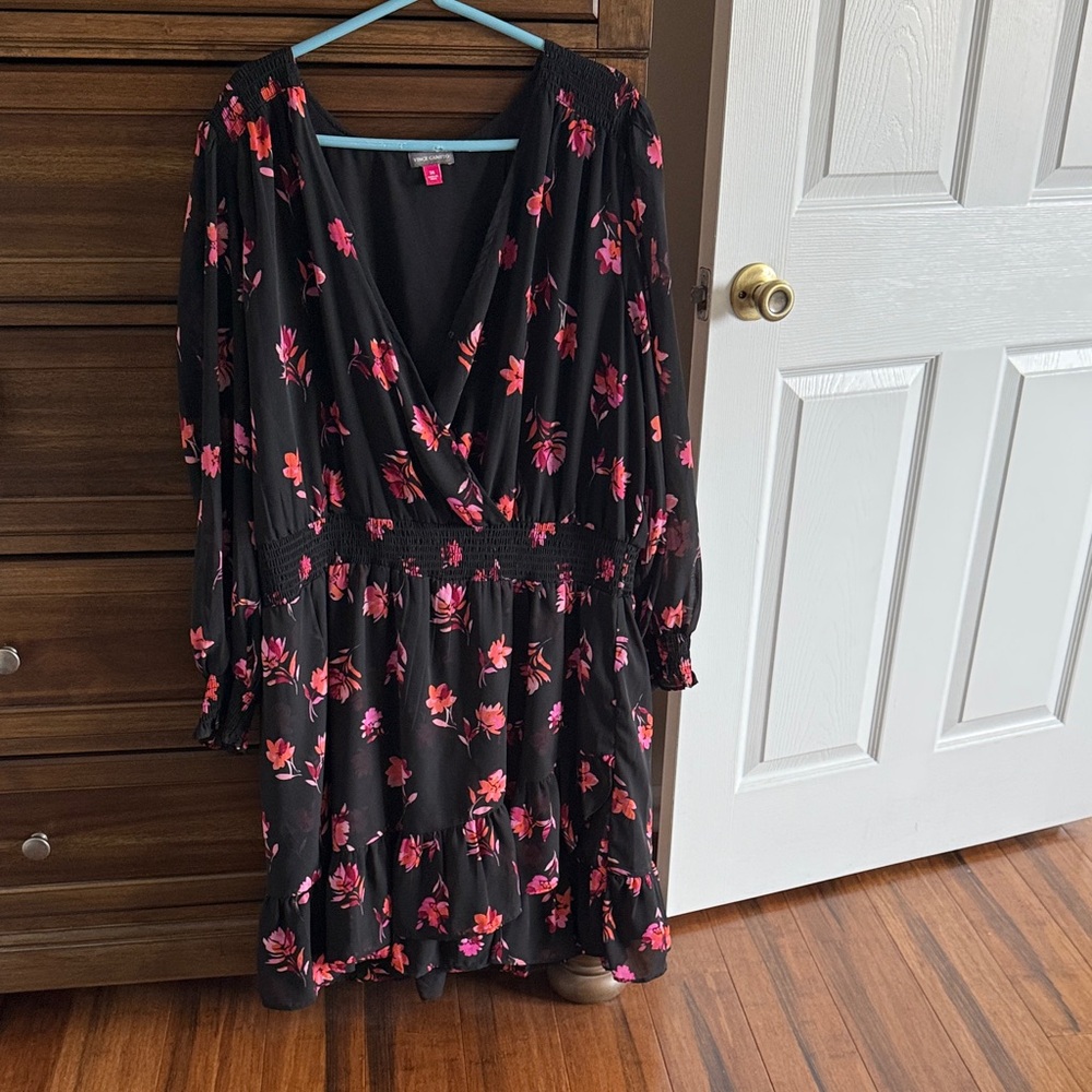 NWT Plus Vince Camuto Black Dress with Pink Floral Pattern
